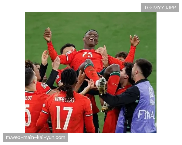 努诺·门德斯成推进核心 83次带球领跑欧冠后卫榜